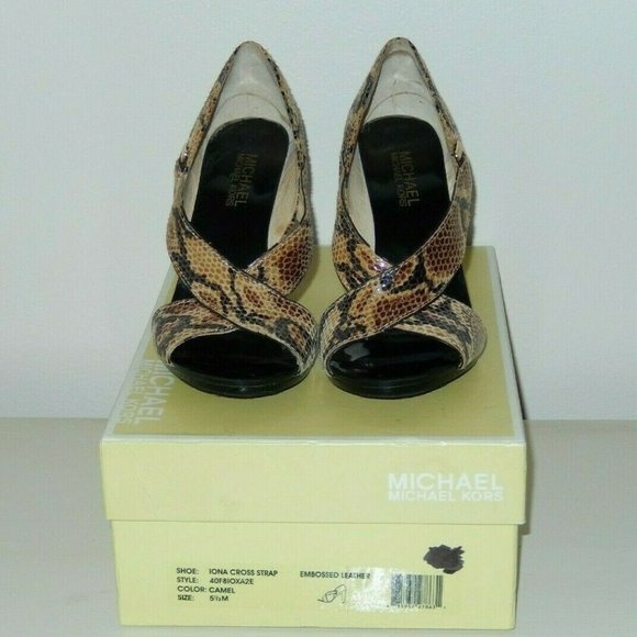 Michael Kors Heels 5.5 Iona Camel Reptile Snake Sandals Worn Once with Box - Picture 4 of 11
